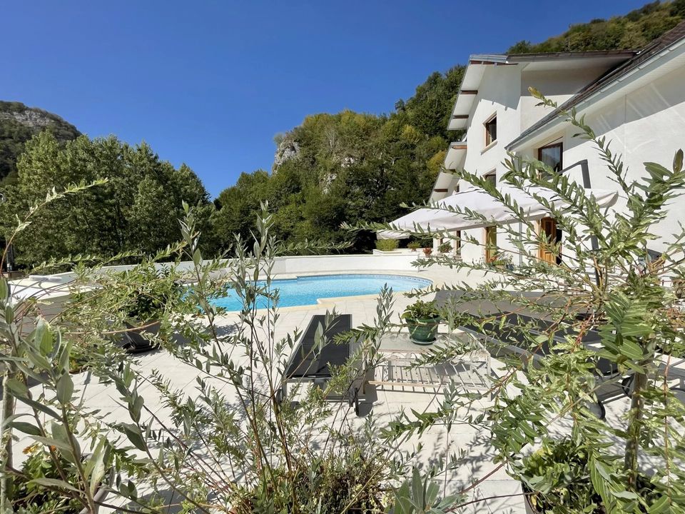 Landejendom i Baume-les-Dames, Doubs - foto 1