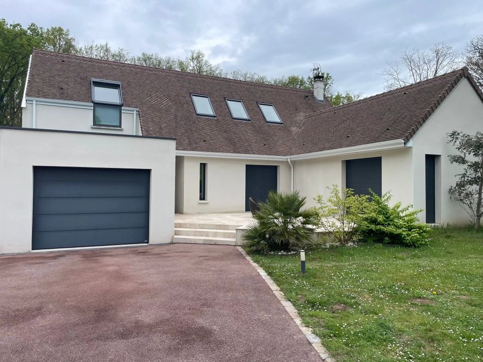 Herregård i Noisy-sur-École, Seine-et-Marne - bilde 1