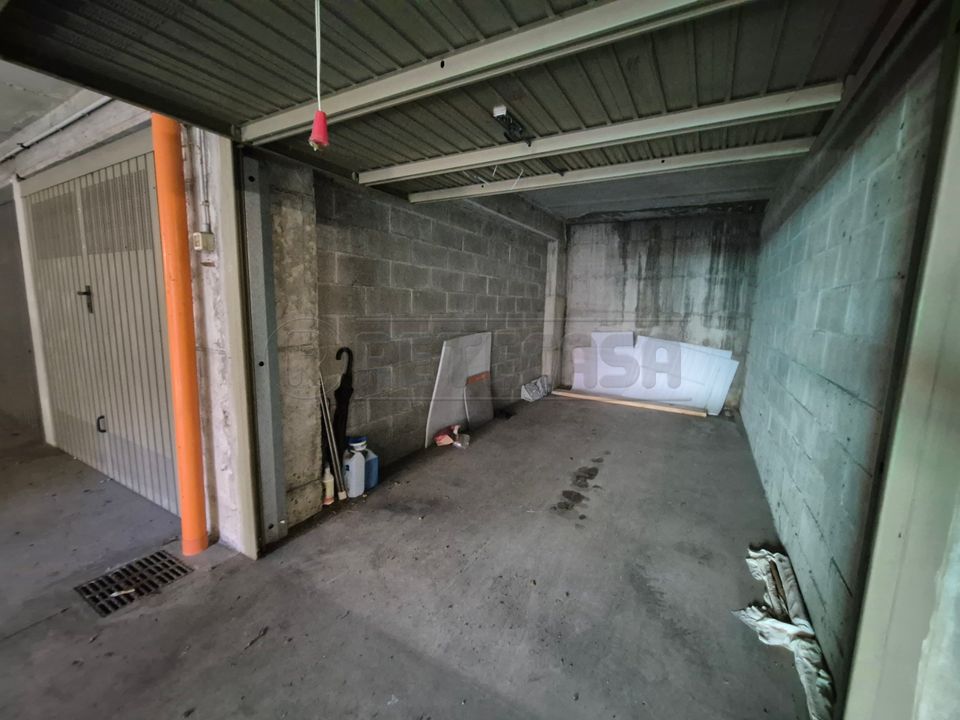 Garage i Cremona, Cremona - foto 4