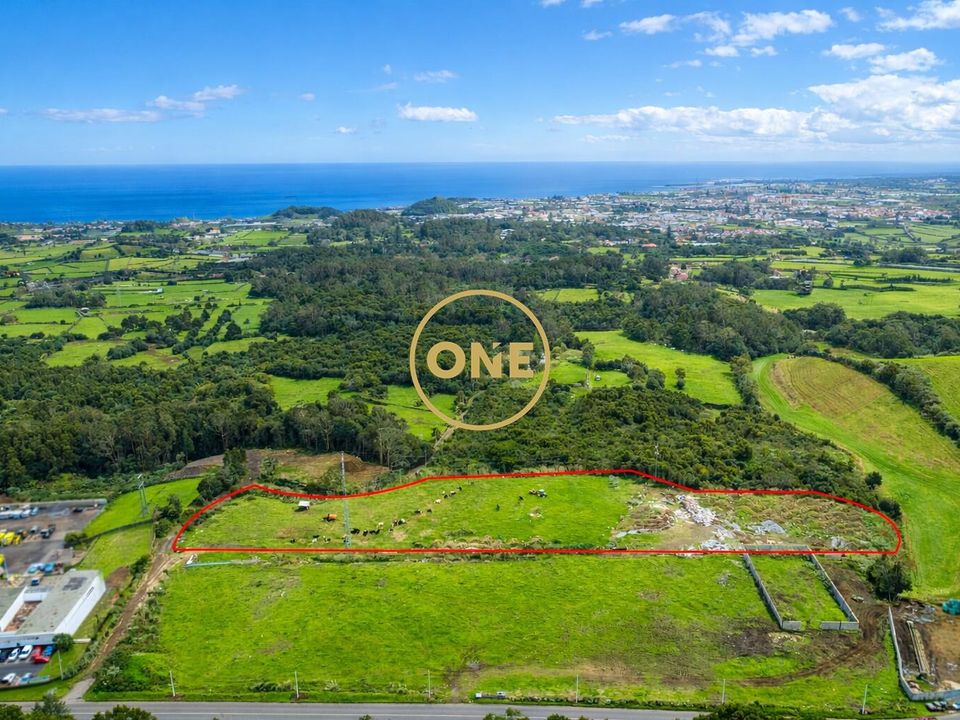 Helårsgrund i Ponta Delgada, Sao Miguel - foto 1