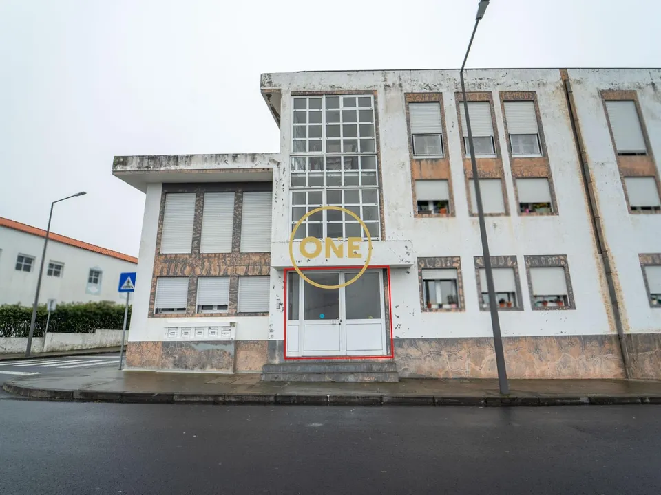 Erhvervsejendom i Ponta Delgada, Sao Miguel - foto 1