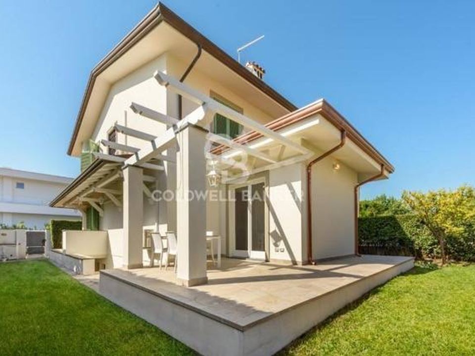 Villa i Forte dei Marmi, Lucca - foto 1