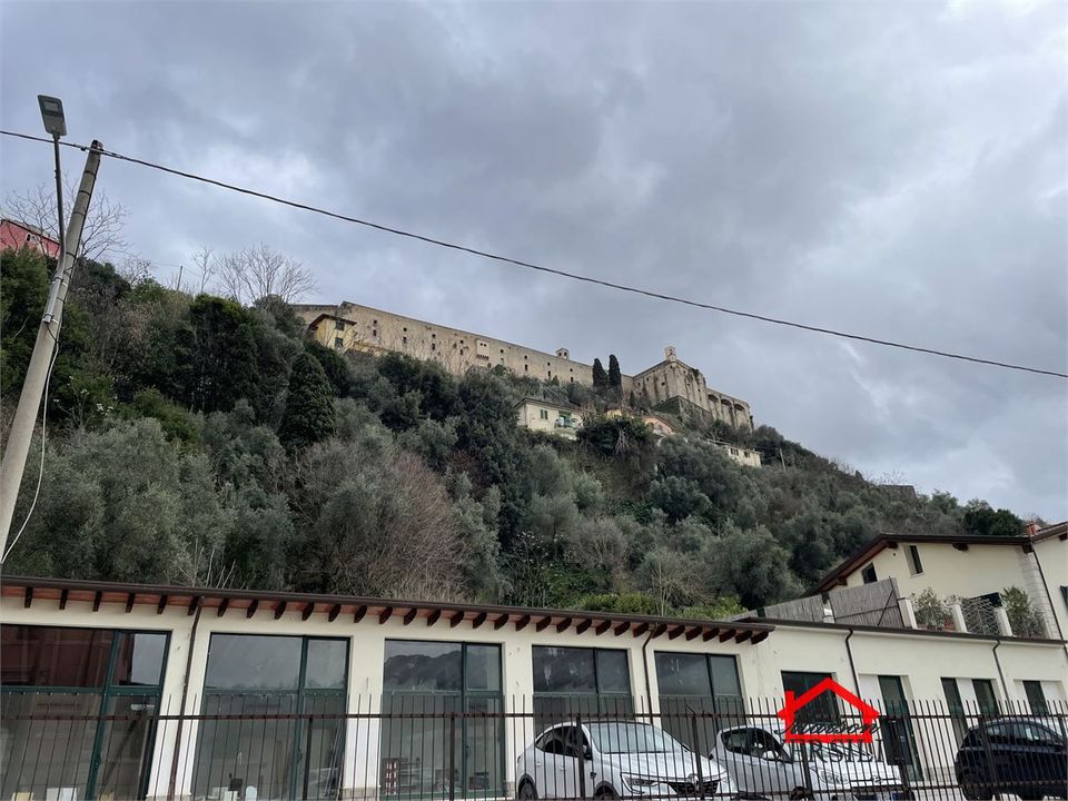 Lejlighed i Massa, Massa and Carrara - foto 2