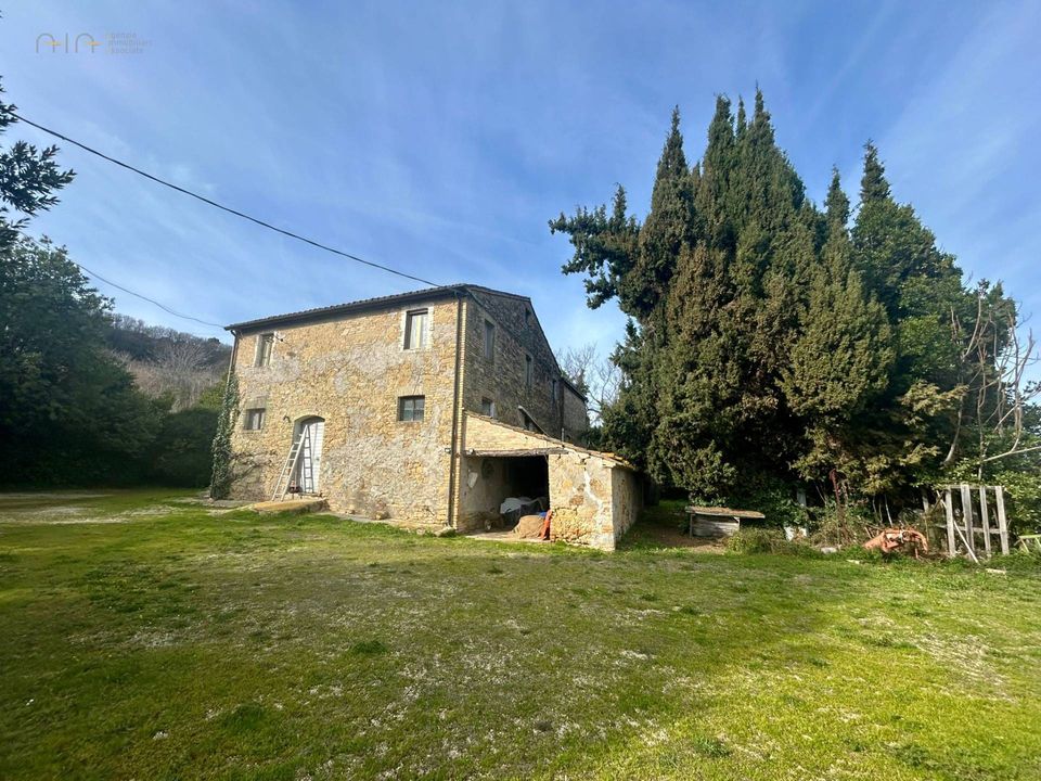 Landejendom i Ripatransone, Ascoli Piceno - foto 1