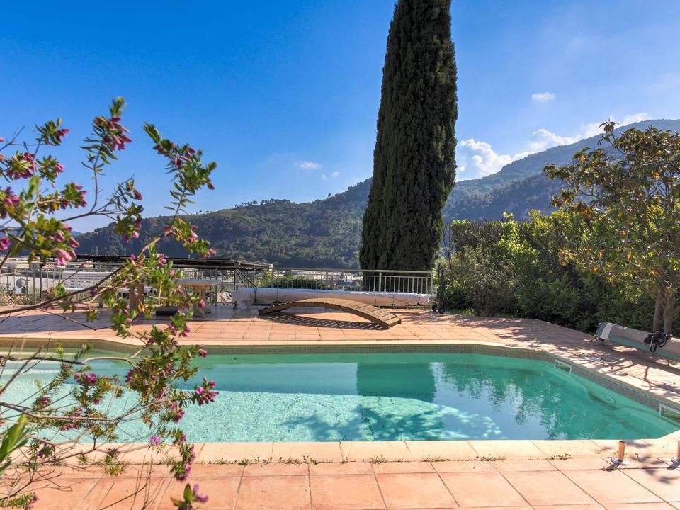 Haus in Saint-Martin-du-Var, Alpes-Maritimes - Foto 1