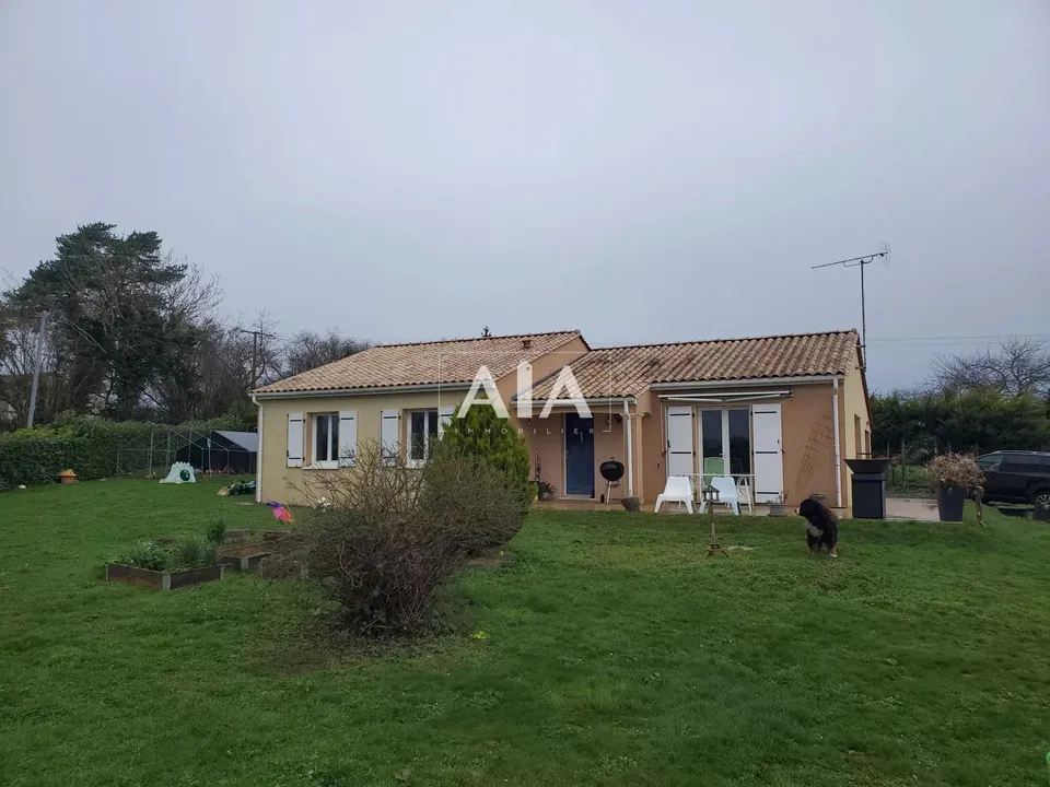 Villa i Taize-Aizie, Charente - foto 1