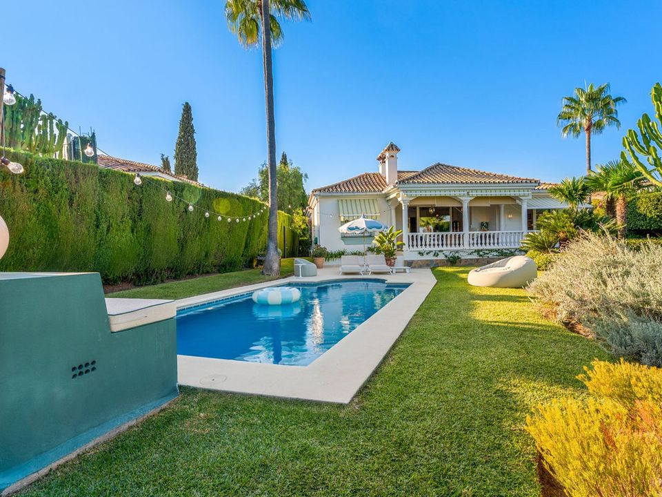 Villa i El Paraiso, Malaga - foto 2