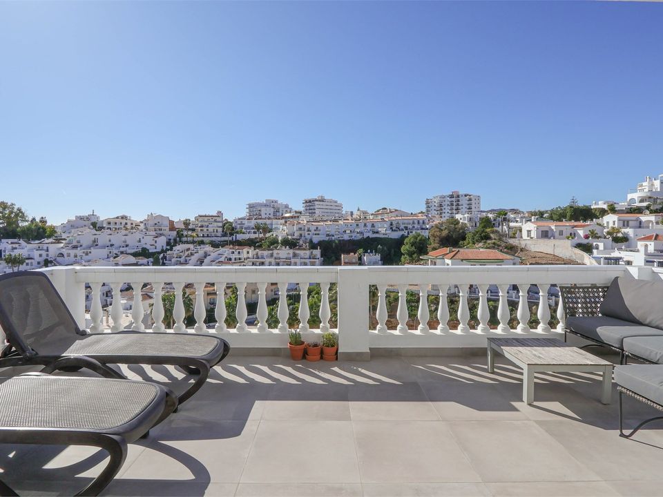 Lejlighed i Nerja, Malaga - foto 1