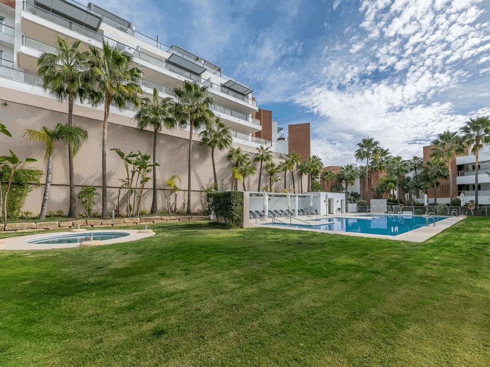 Appartement in Los Arqueros, Malaga - foto 1