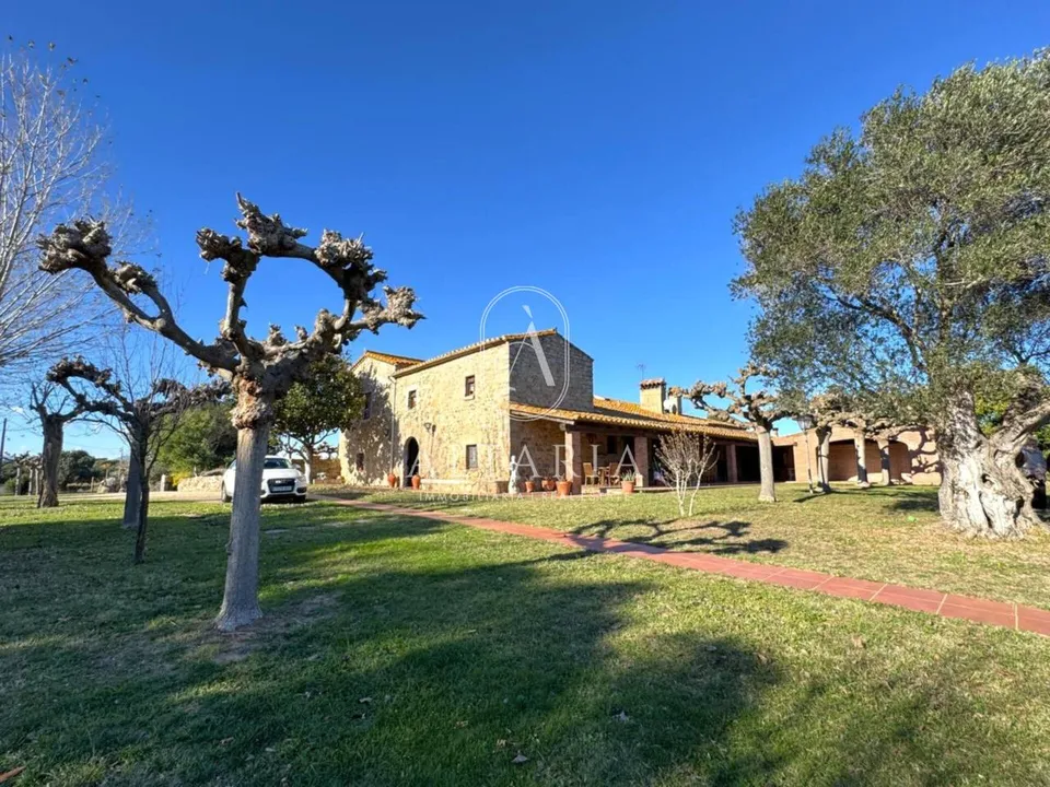 Villa i Llagostera, Gerona - foto 2