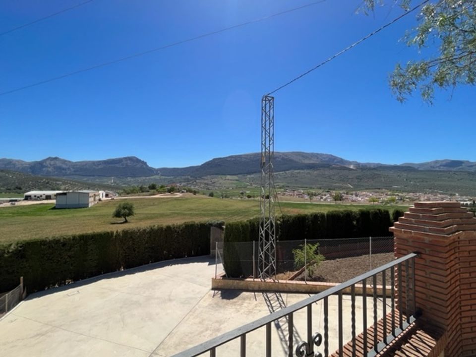 Villa i Villanueva Del Trabuco, Malaga - foto 3