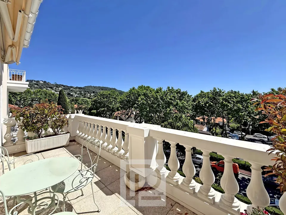 Lejlighed i Le Cannet, Alpes-Maritimes - foto 1