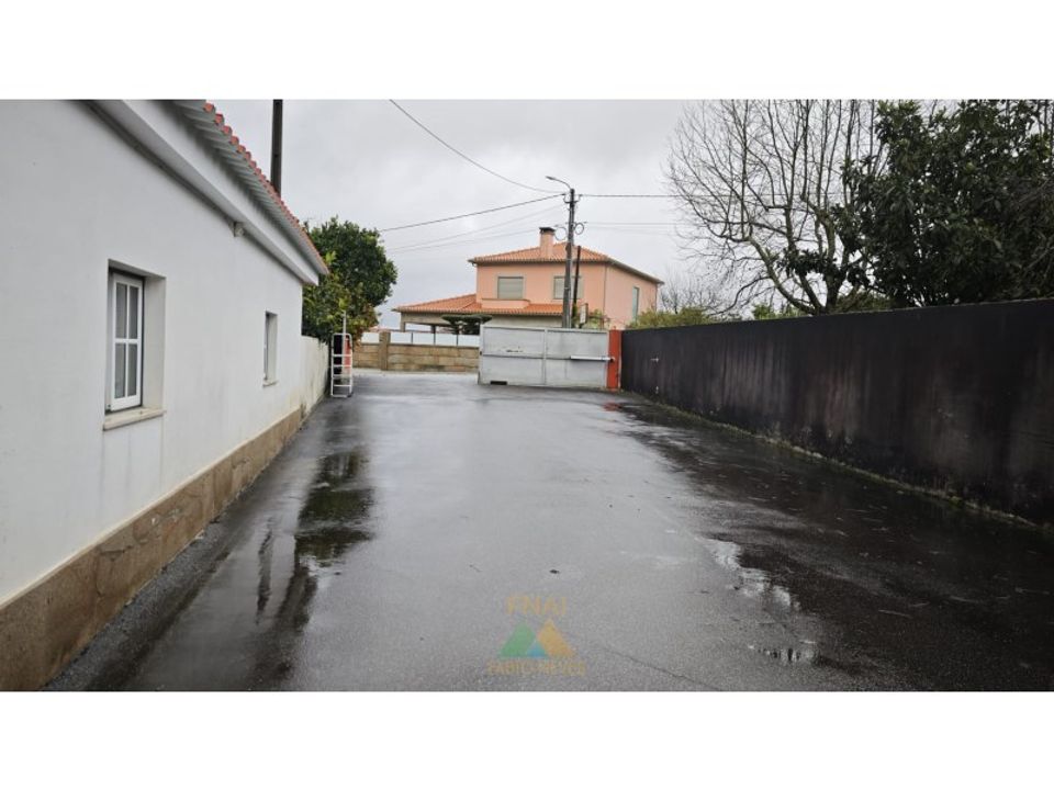 Espai d'estacionament a Ponte de Lima, Viana do Castelo - foto 2