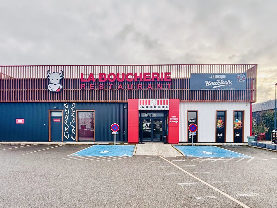 Erhvervsejendom i Pamiers, Ariege - foto 1