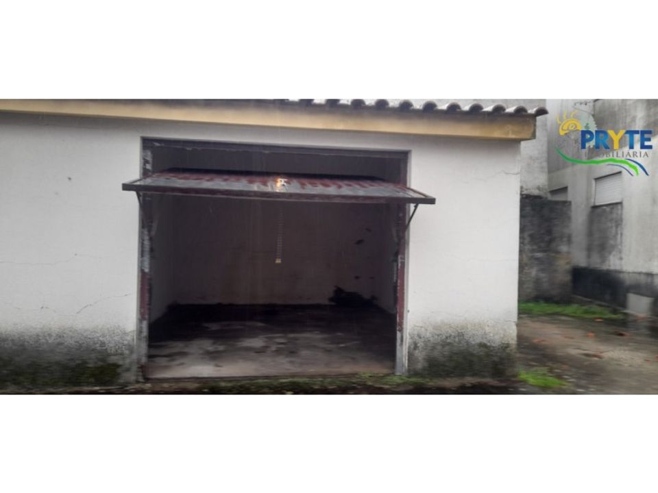 Garage i Serta, Castelo Branco - foto 3