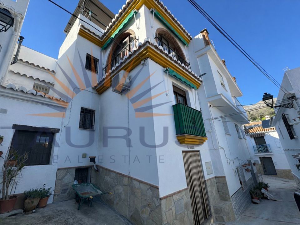 Landsbyhus i Sedella, Malaga - foto 1