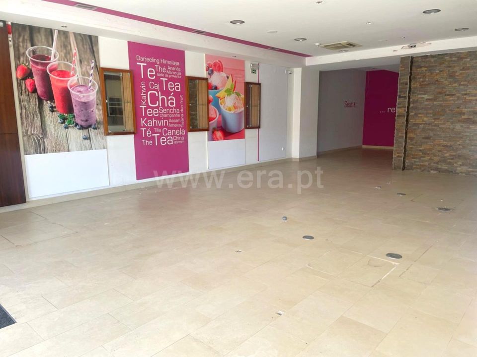 L'establiment comercial a Barreiro, Setubal - foto 2