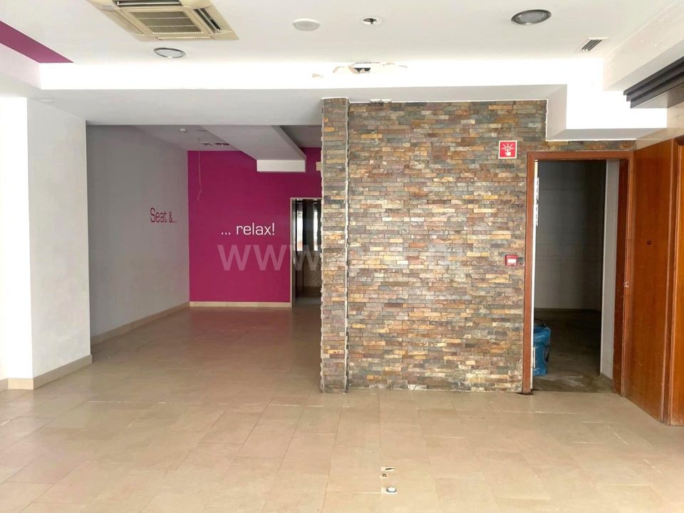 L'establiment comercial a Barreiro, Setubal - foto 3