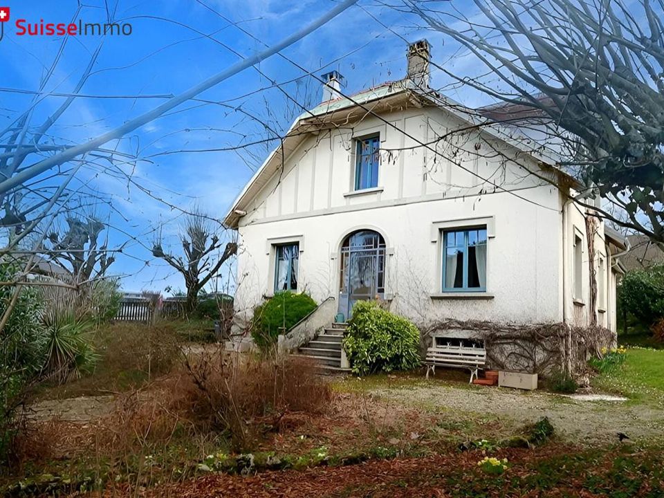 Villa i Montbeliard, Doubs - foto 1