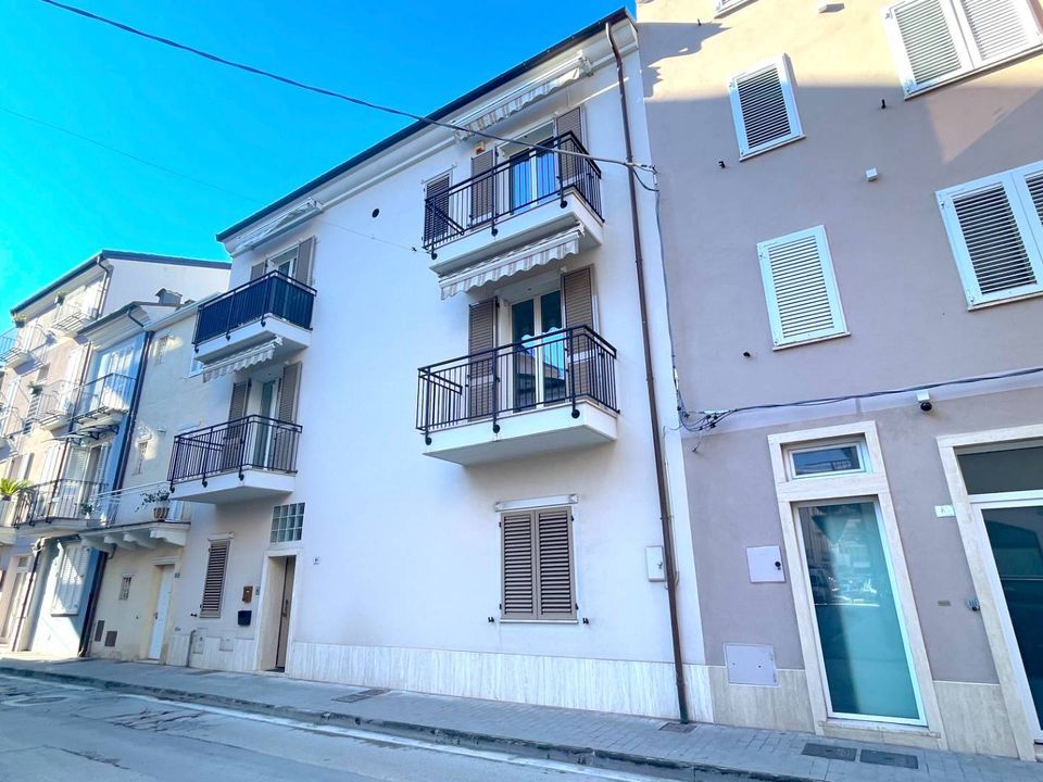 Villa i San Benedetto Del Tronto, Ascoli Piceno - foto 1
