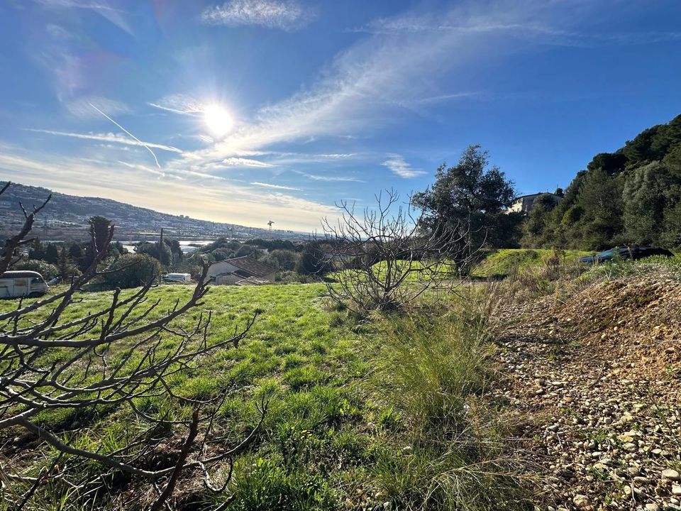 Tomt i Saint-Laurent-du-Var, Alpes-Maritimes - bilde 2
