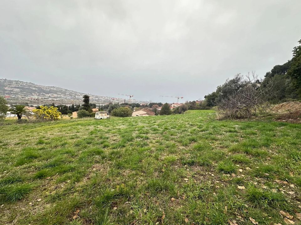 Tomt i Saint-Laurent-du-Var, Alpes-Maritimes - bilde 4