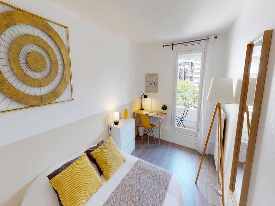 Apartment in Paris, Paris - photo 1