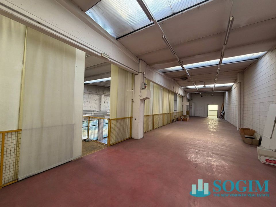 Erhvervsejendom i Paderno Dugnano, Milan - foto 4