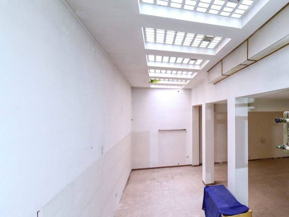 Erhvervsejendom i Lazzate, Monza and Brianza - foto 4