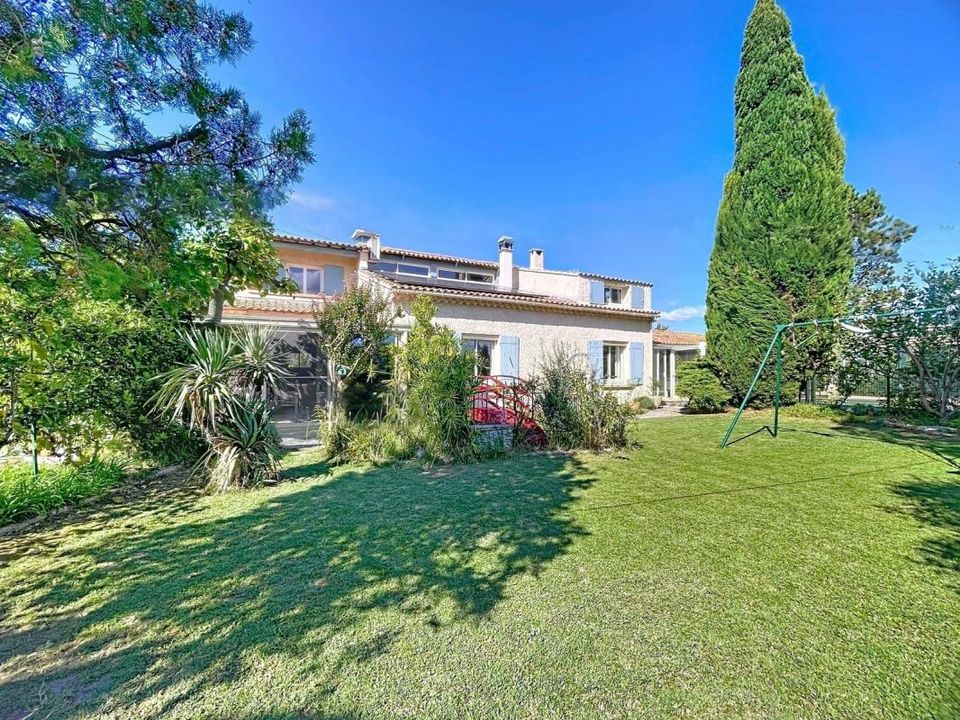 Villa a Bédarrides, Vaucluse - foto 1