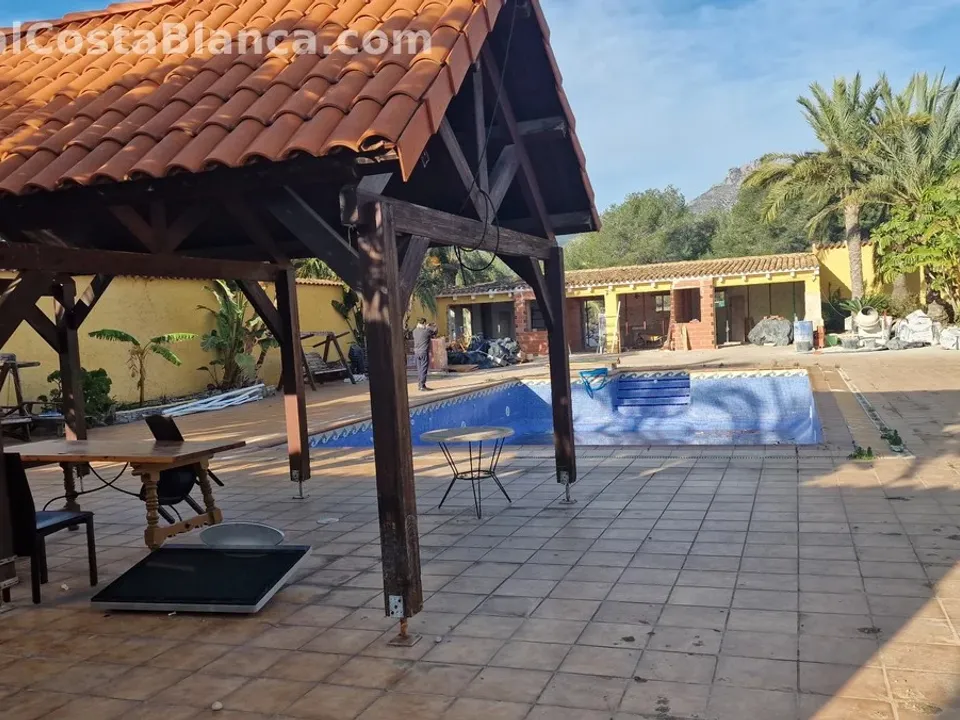 Finca a Alfaz del Pi, Alicante - foto 2