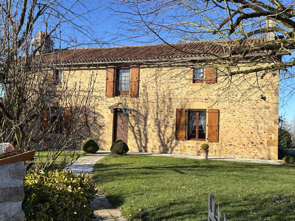 Villa i Availles-Limouzine, Vienne - foto 1