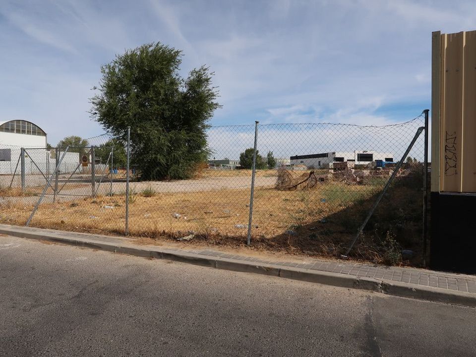 Helårsgrund i Alcorcon, Madrid - foto 4