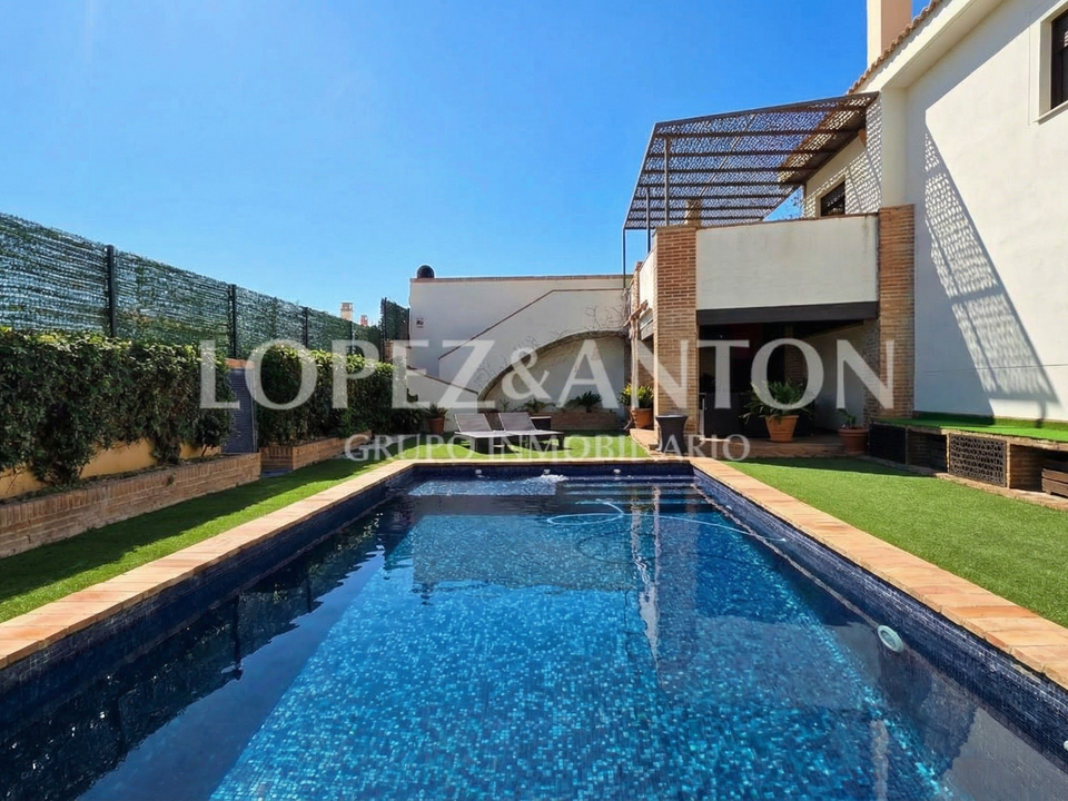 Villa i San Antonio De Benageber, Valencia - foto 2