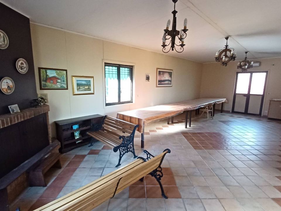 Villa i Castro dei Volsci, Frosinone - foto 1
