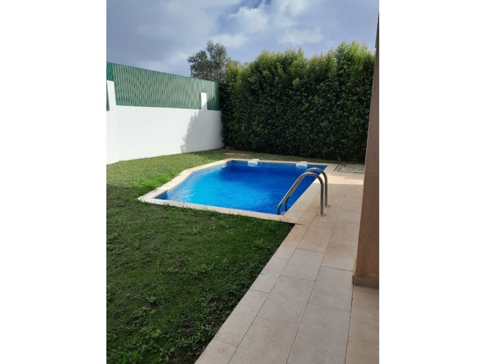 Villa a Sao Domingos de Rana, Lisbon - foto 1