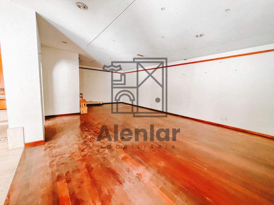 Erhvervsejendom i Alenquer, Lisbon - foto 1