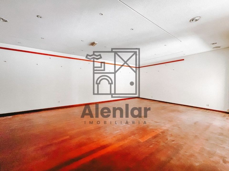 Erhvervsejendom i Alenquer, Lisbon - foto 4