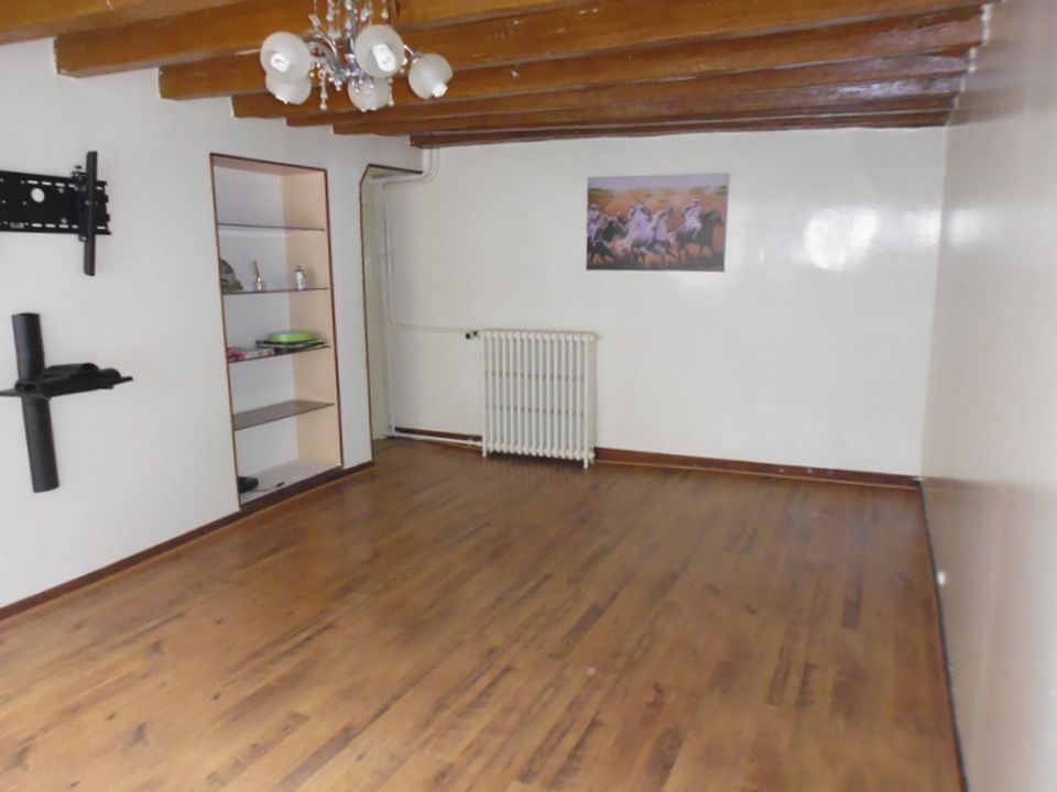 Byhus i Saint-Florentin, Yonne - foto 5