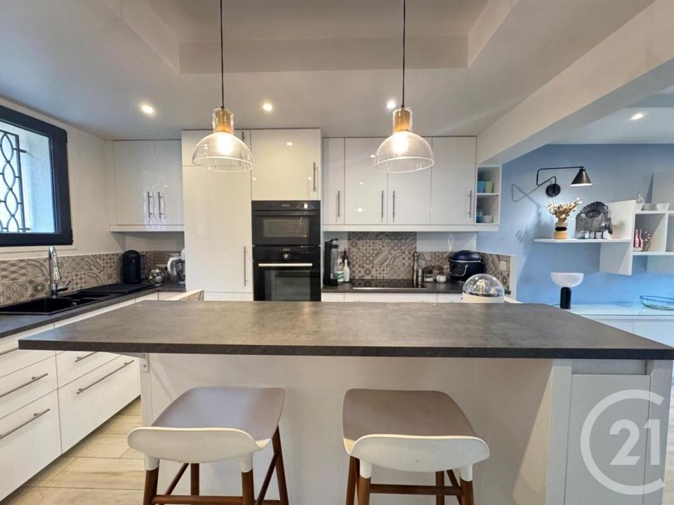 Bungalow i Fontenay-sous-Bois, Val-de-Marne - foto 3