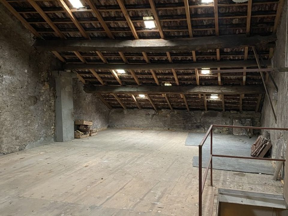 Landsbyhus i Mont-Saint-Martin, Meurthe-et-Moselle - foto 1
