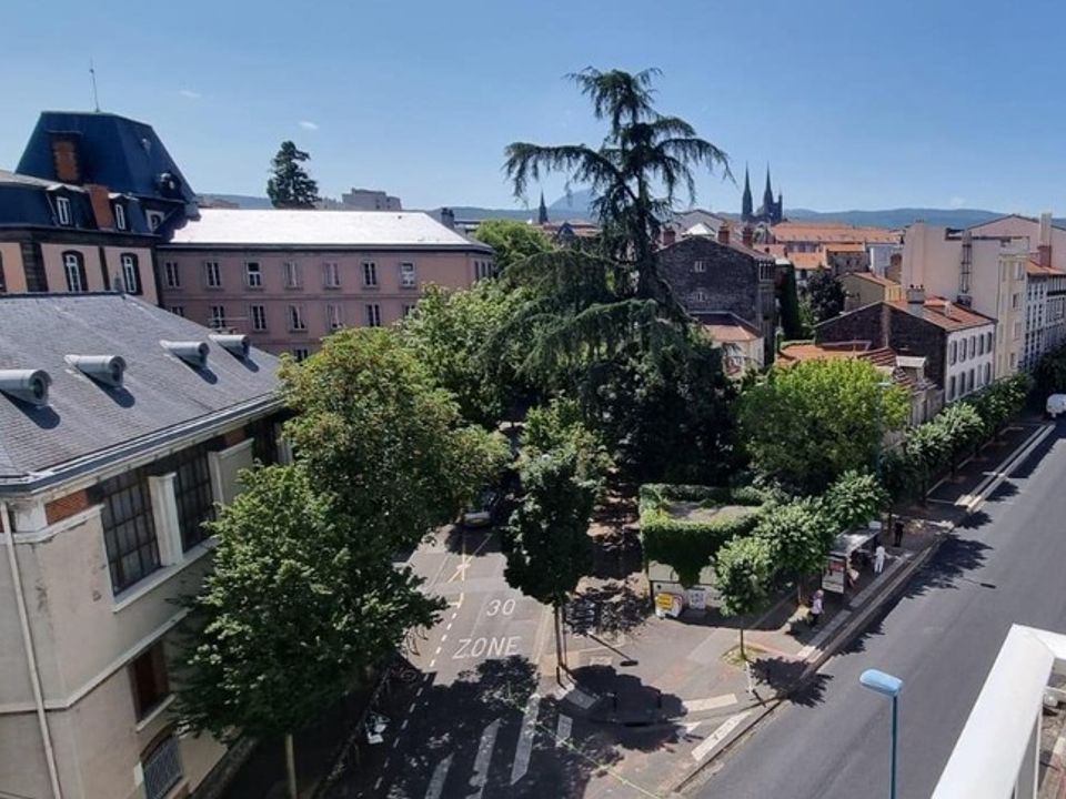 Lejlighed i Clermont-Ferrand, Puy-de-Dome - foto 1