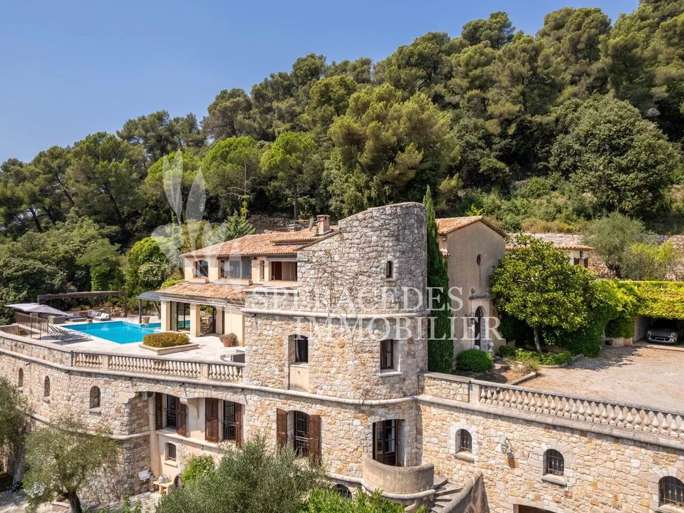 Landejendom i Grasse, Alpes-Maritimes - foto 1