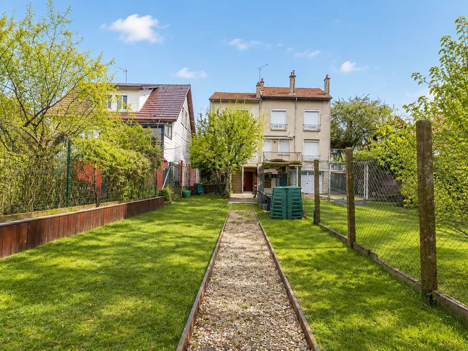 Villa i Rosny-sous-Bois, Seine-Saint-Denis - foto 2