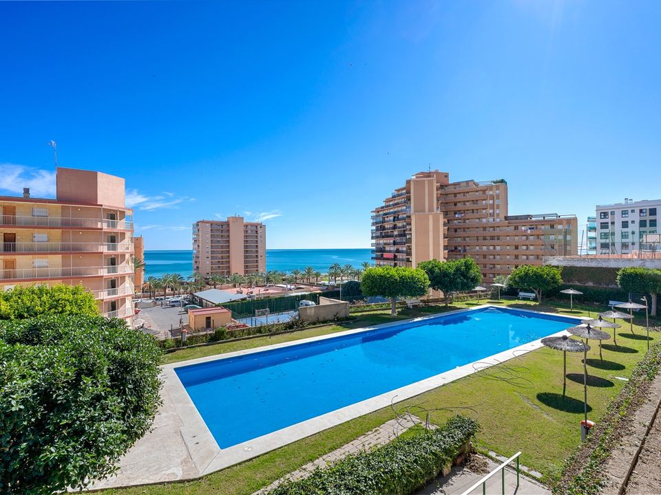 Lejlighed i Los Arenales Del Sol, Alicante - foto 1