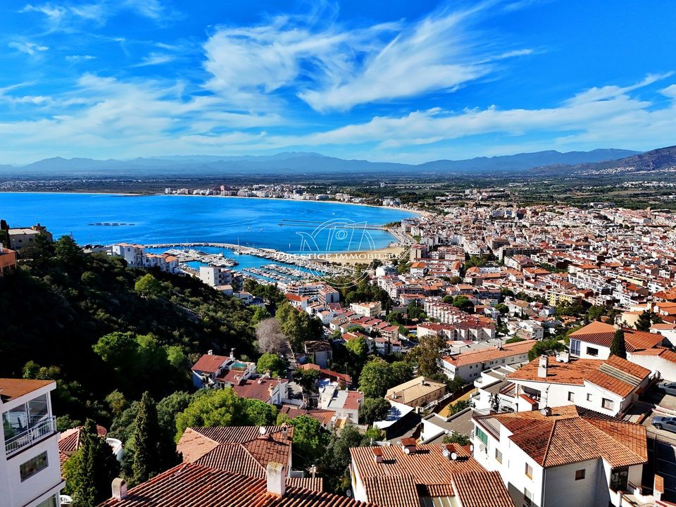 Helårsgrund i Roses, Gerona - foto 1