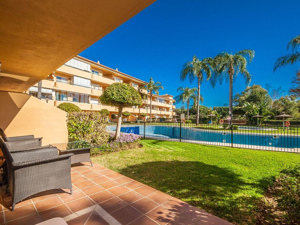 Lejlighed i Elviria, Malaga - foto 1