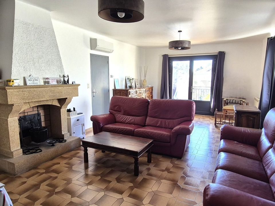 Villa en Arles, Bouches-du-Rhone - foto 2