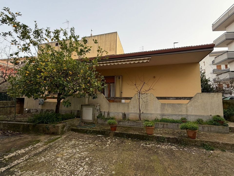 Byhus i Modica, Ragusa - foto 1