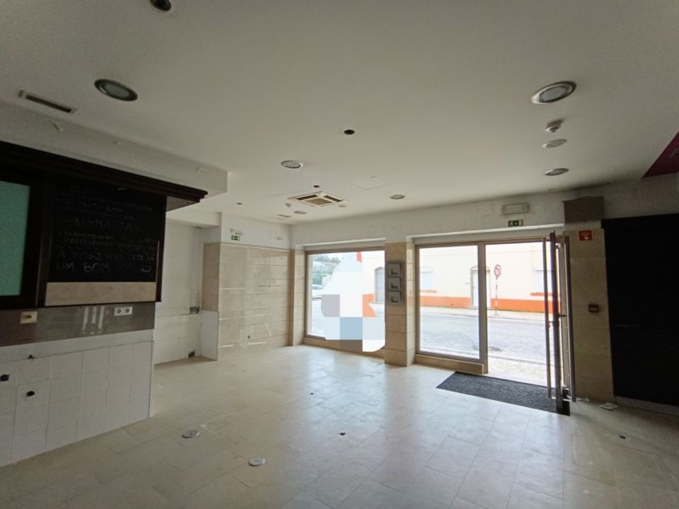 L'establiment comercial a Barreiro, Setubal - foto 3